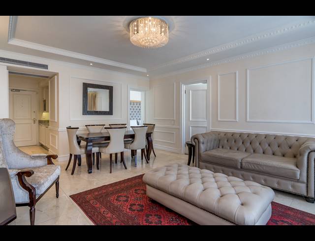 2 BEDROOM APARTMENT TO LET IN SEA POINT